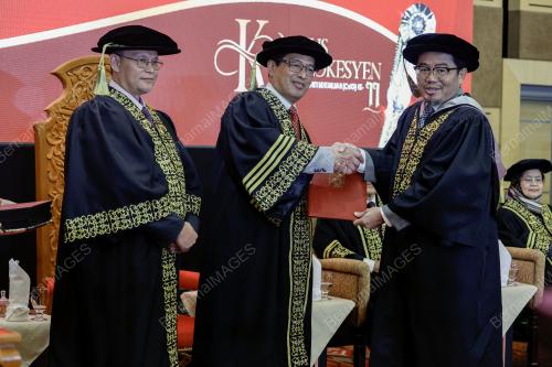 TAN SRI AZAM BAKI