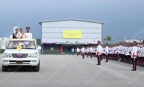 AL-SULTAN ABDULLAH RI'AYATUDDIN AL-MUSTAFA BILLAH SHAH