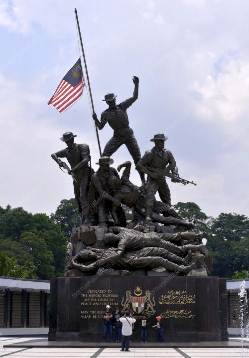 KL24_22082014_BERKABUNG