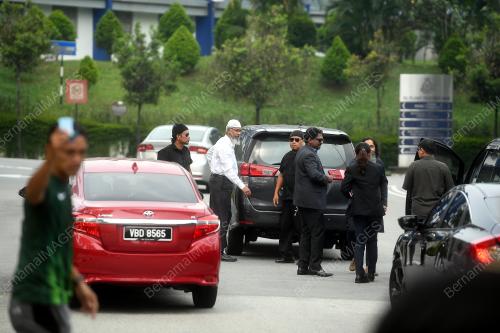 KL24_22082019_ZAKIRNAIK_BN20190821875