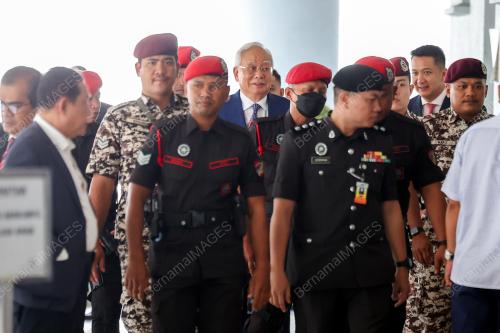 DATUK SERI NAJIB TUN RAZAK