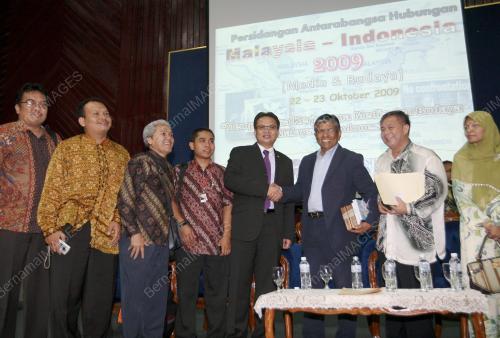 ZAINUDDIN MAIDIN
