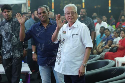 DATUK SERI ISMAIL SABRI YAAKOB