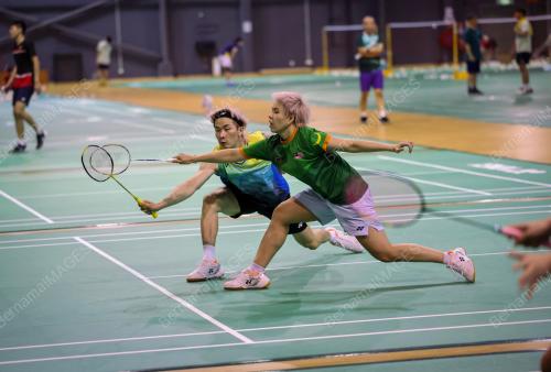 LATIHAN_BADMINTON