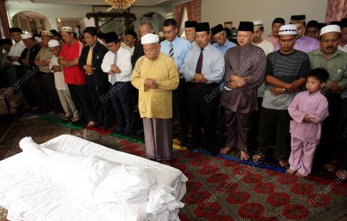 MUHYIDDIN YASSIN