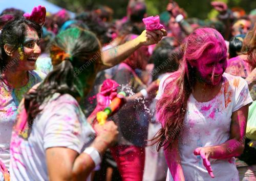 KL24_23032014_HOLI