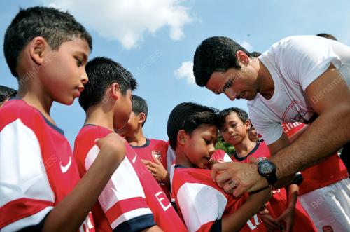 KLINIK BOLA SEPAK BERSAMA ARSENAL