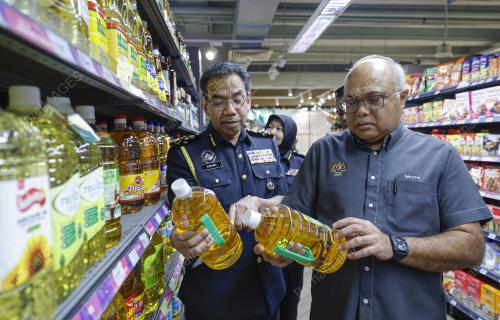 DATUK SERI MOHD SAYUTHI BAKAR