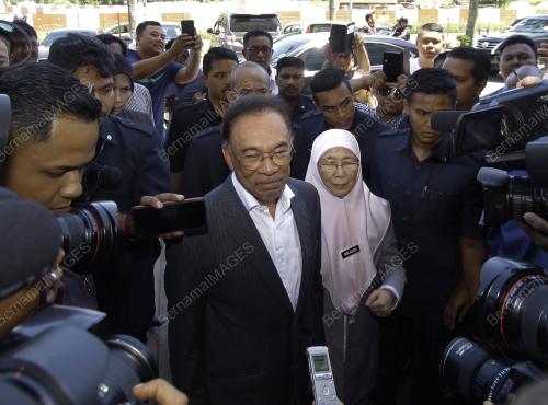 DATUK SERI ANWAR IBRAHIM