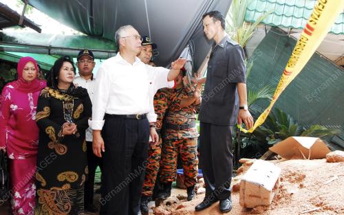 DATUK SERI NAJIB TUN RAZAK