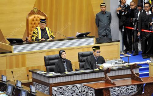 KL24_24062013_PARLIMEN_SUMPAH