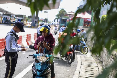 OPERASI MOTOSIKAL SEMPENA TAHUN BARU CINA