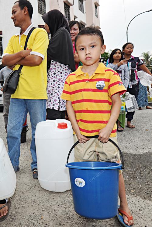 KL24_25022014_BANTUAN_AIR