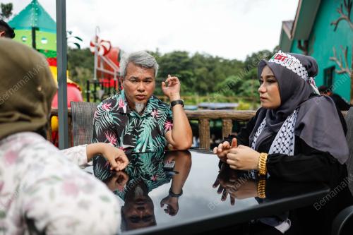 TAMAN TEMA AIR MINI DI PERUMAHAN