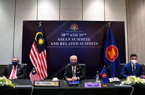 DATUK SERI ISMAIL SABRI YAAKOB