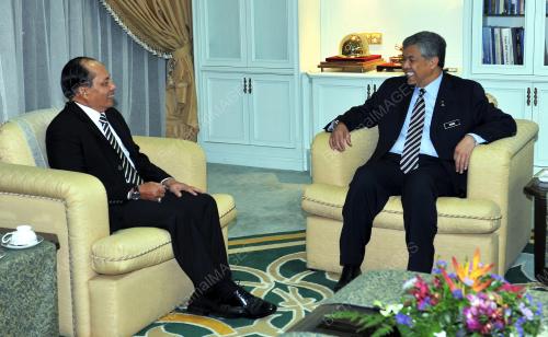 KL24_26112012_ZAHID