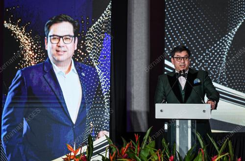 DATUK WAN RAZLY ABDULLAH