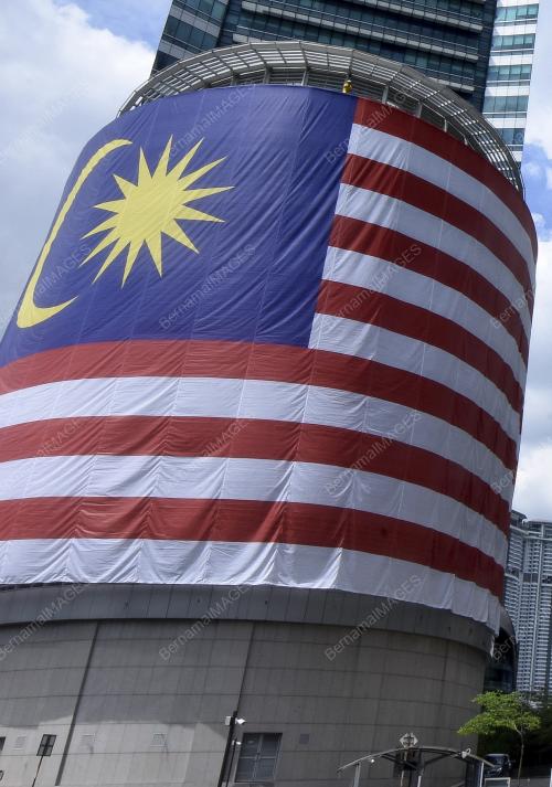 KL24_27082017_BENDERA_GERGASI