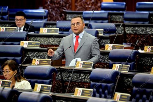 DATUK SERI AMIRUDIN SHARI