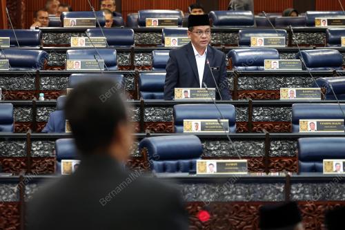 SENATOR DATUK DR MOHD NA'IM MOKHTAR