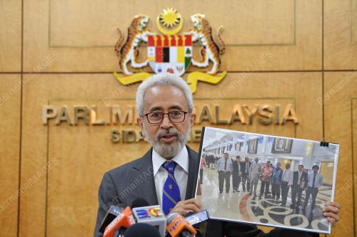 KL24_28112018_PARLIMEN_BN201810130775