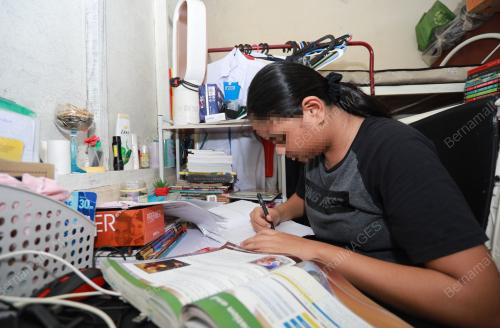 ORANG TANPA KERAKYATAN