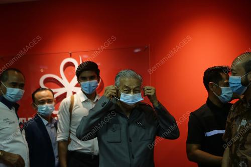 TUN DR MAHATHIR MOHAMAD