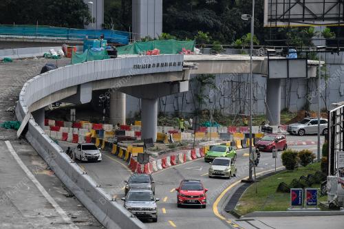 TINJAUAN JALAN SEKITAR BUKIT DAMANSARA
