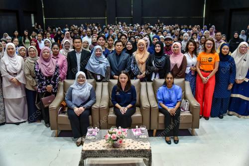 HANNAH YEOH