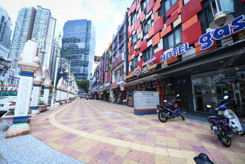 LITTLE INDIA