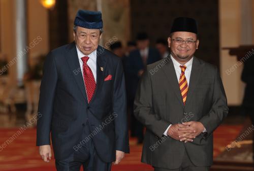 SULTAN SHARAFUDDIN IDRIS SHAH