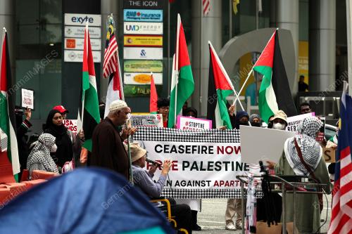 KEPUNG DEMI PALESTIN