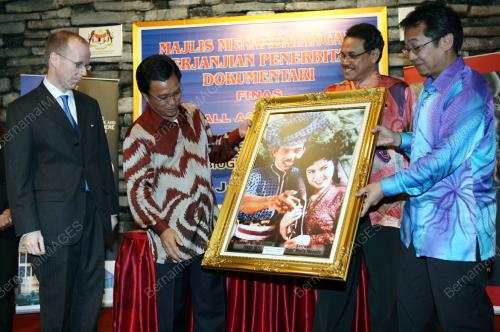 MOHD SHAFIE APDAL