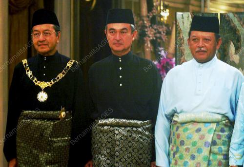 TUN ABDULLAH AHMAD BADAWI
