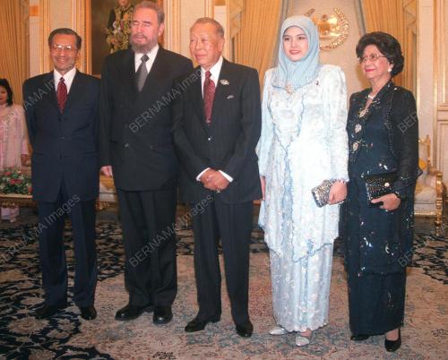 SULTAN SALAHUDDIN ABDUL AZIZ SHAH