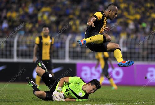 KL25_01032014_BOLA