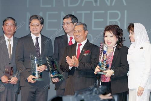 CSR_AWARDS
