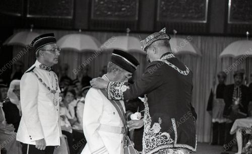 HARI KEPUTERAAN