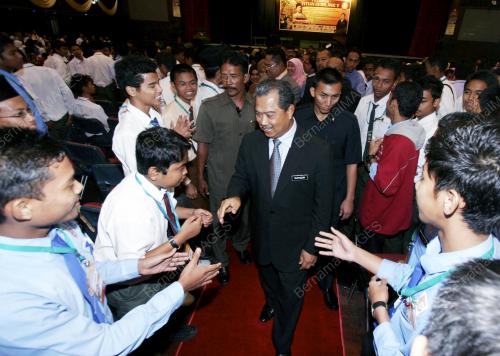MUHYIDDIN YASSIN