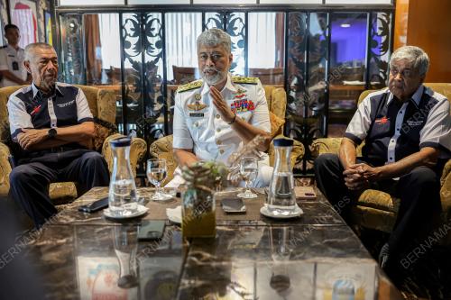 TAN SRI DR ZULHELMY ITHNAIN