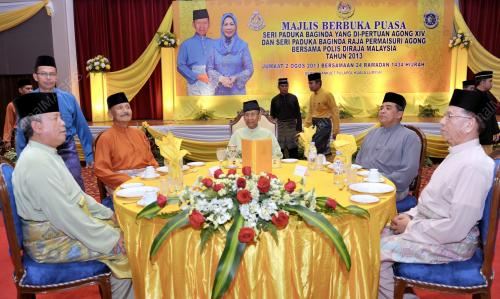 KL25_02082013_AGONG