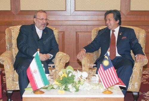DATUK ANIFAH AMAN