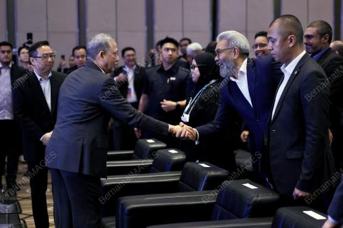 DATUK SERI FADILAH YUSOF