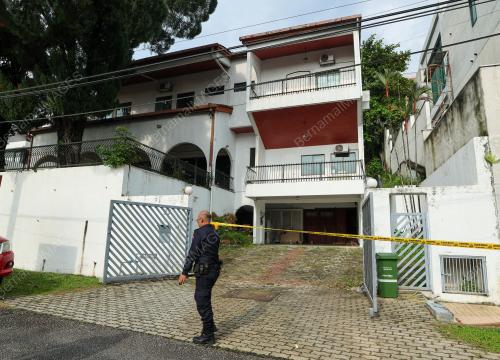 TANAH RUNTUH DI BANGSAR