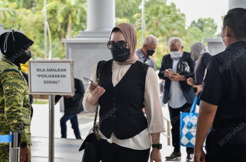 DATIN SERI ZIZIE IZETTE ABDUL SAMAD