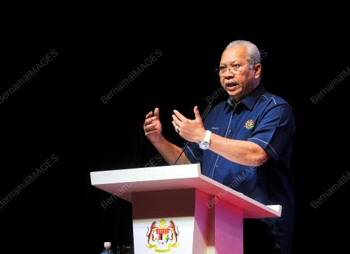 TAN SRI ANNUAR MUSA