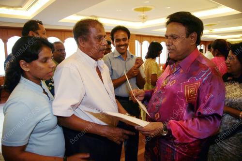 SAMY VELLU