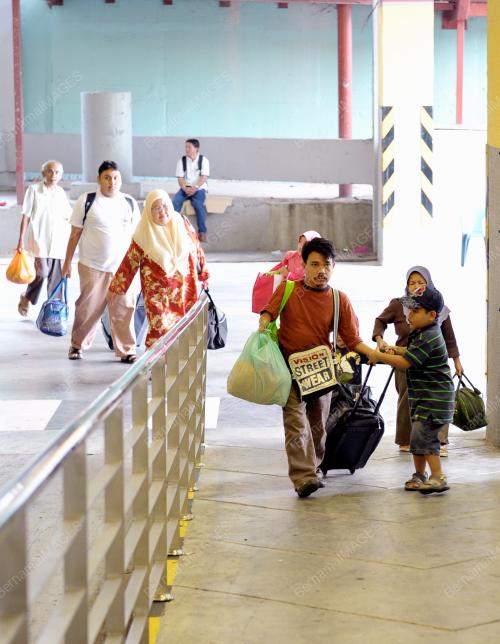 WARGA KOTA PULANG KE IBU KOTA