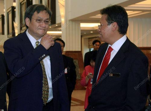 AHMAD SHABERY CHEEK