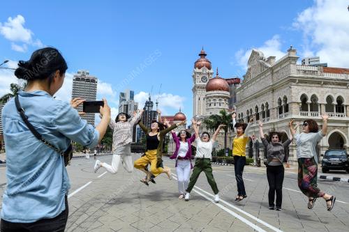TINJAUAN TAHUN MELAWAT MALAYSIA 2020